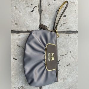 Vintage Coach clutch/wristlet